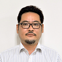 学術部長 崎濱成康